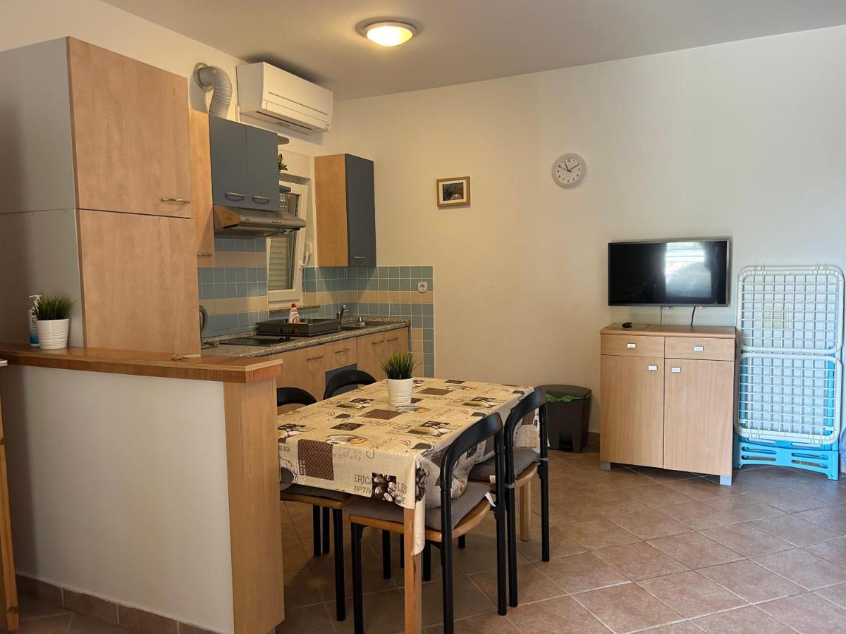 Apartmani Roko บัชกา ภายนอก รูปภาพ